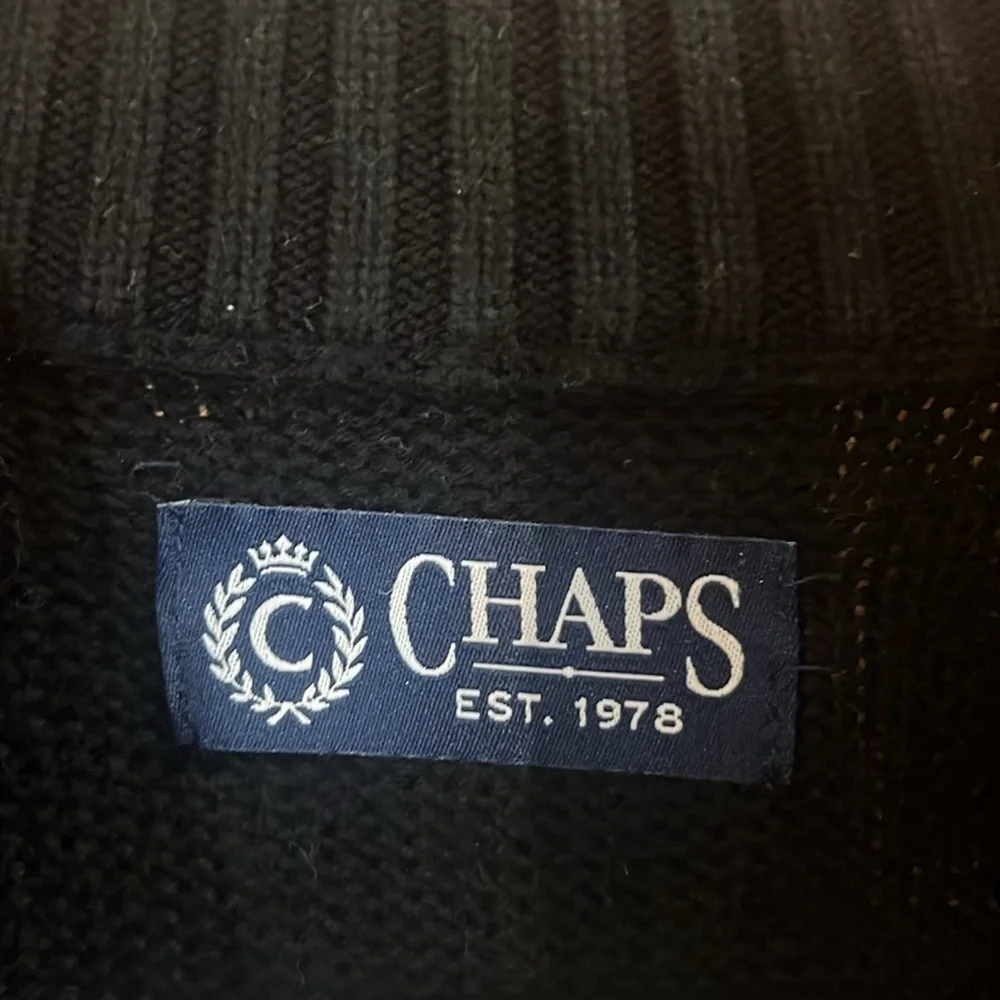 Chaps men’s quarter button pull over winter sweater size xlarge.